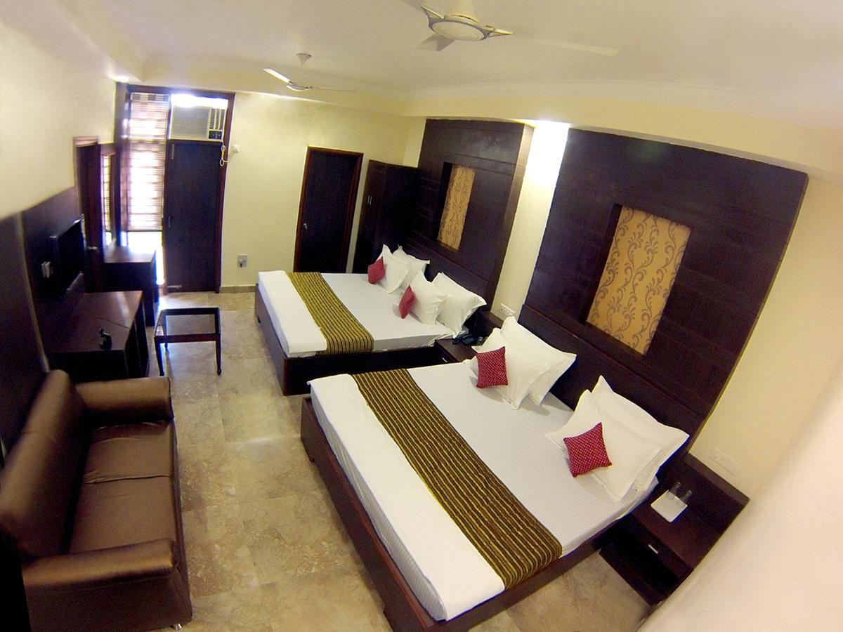 Anurag Hotel Katra  Ngoại thất bức ảnh