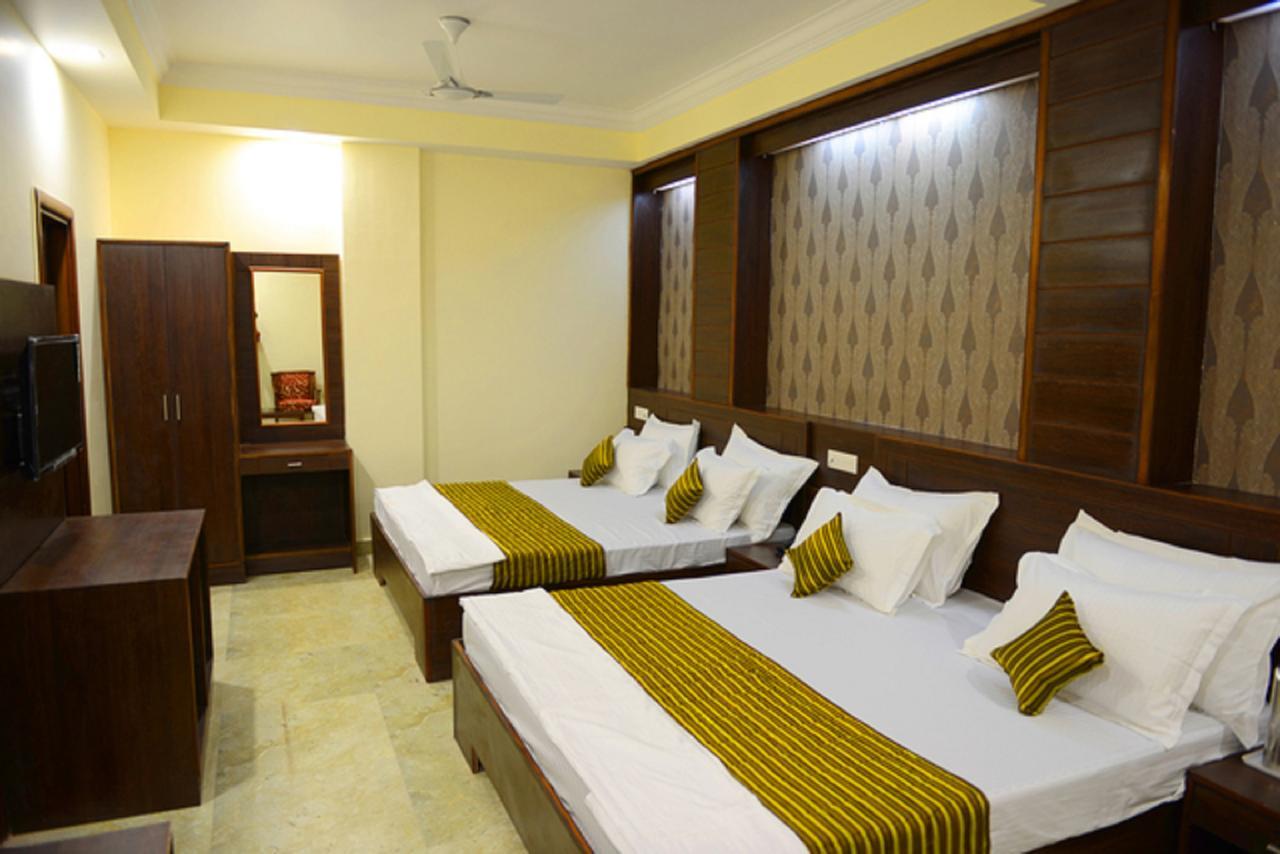 Anurag Hotel Katra  Ngoại thất bức ảnh